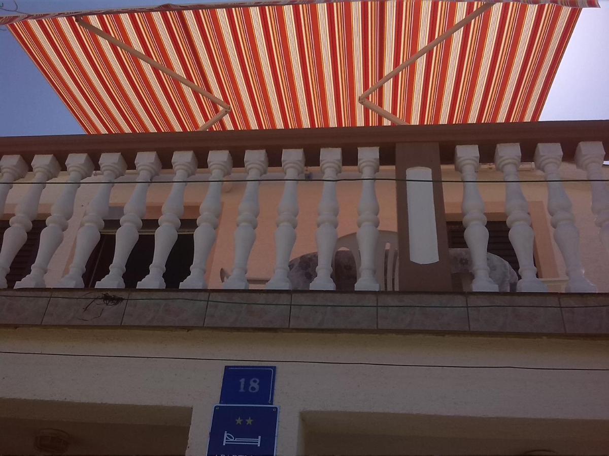 Apartman Borosa Vir Kültér fotó