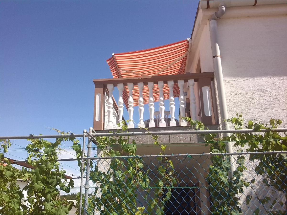 Apartman Borosa Vir Kültér fotó