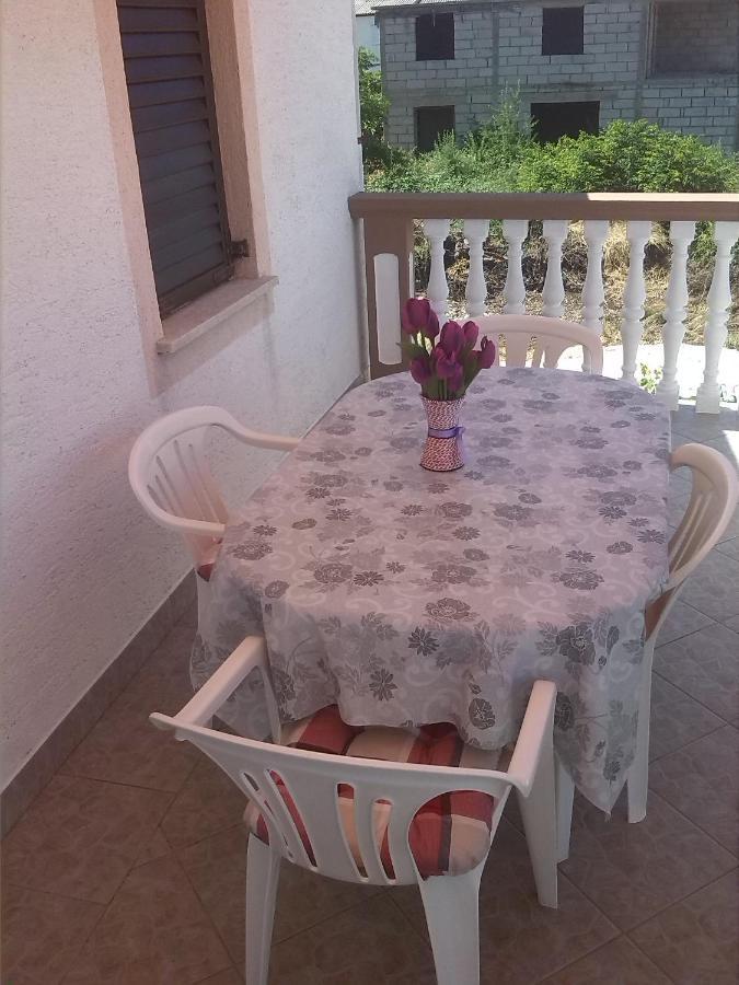 Apartman Borosa Vir Kültér fotó